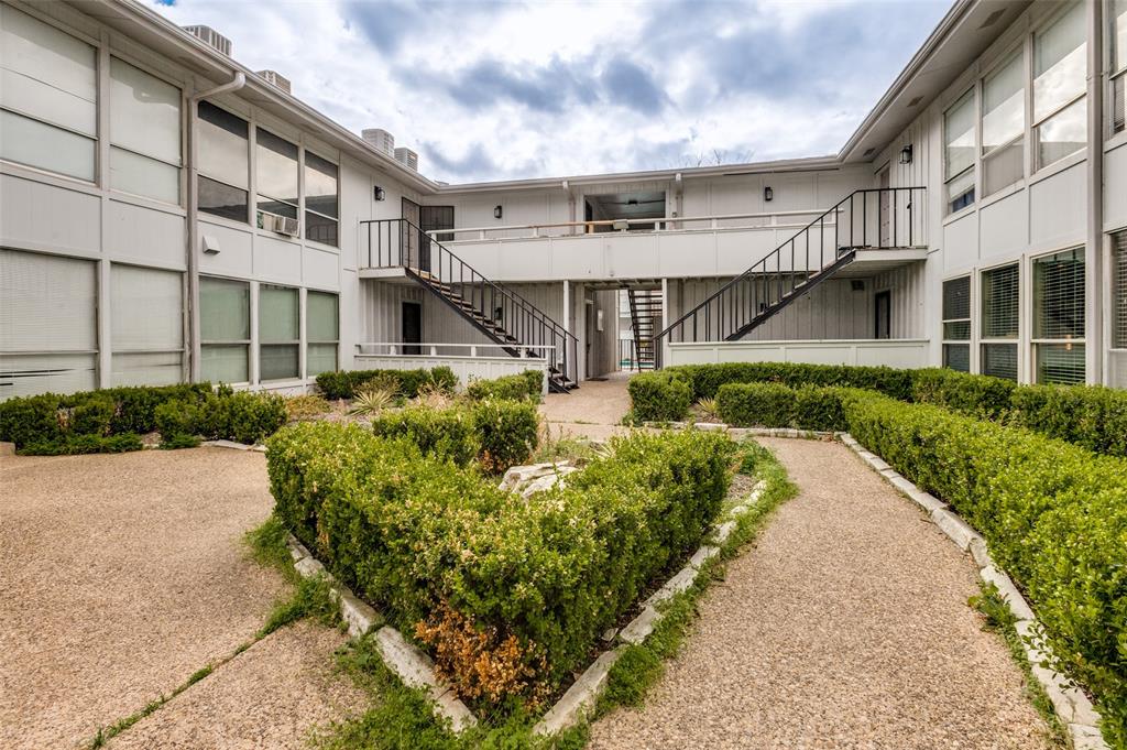 Los Nogales Condo - Residential