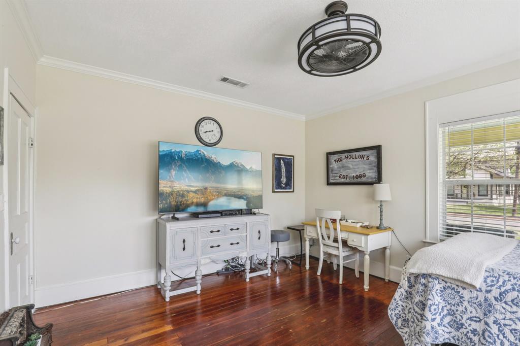 College - Residential