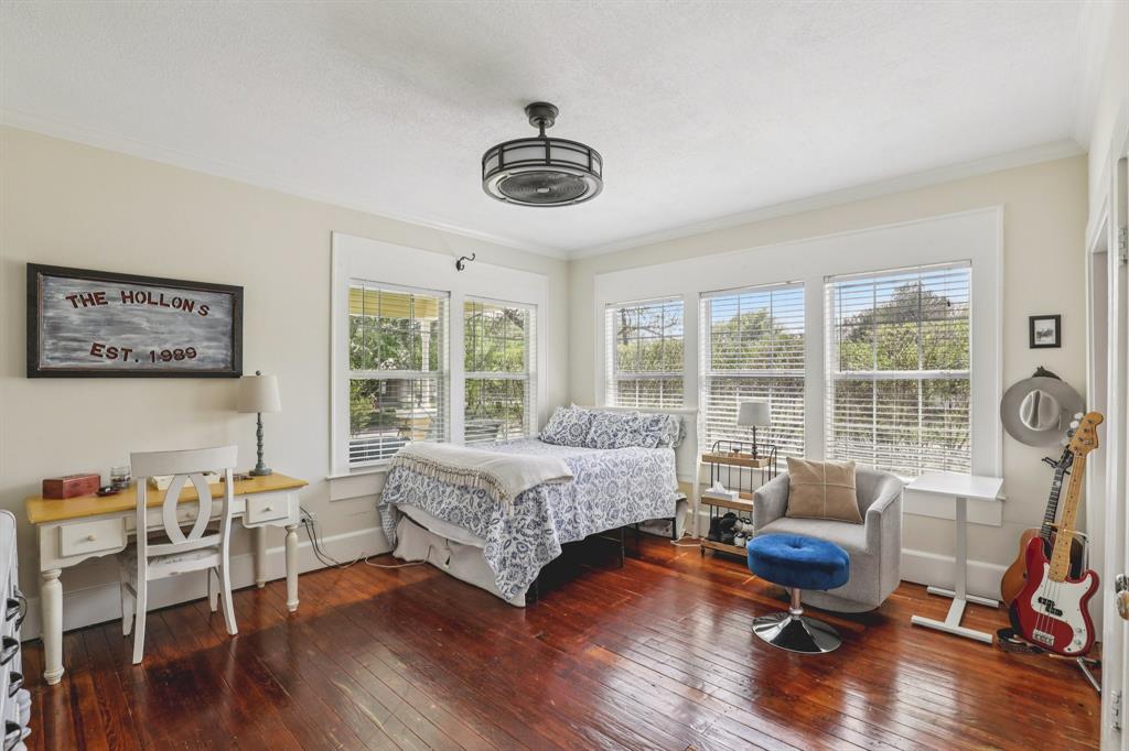 College - Residential