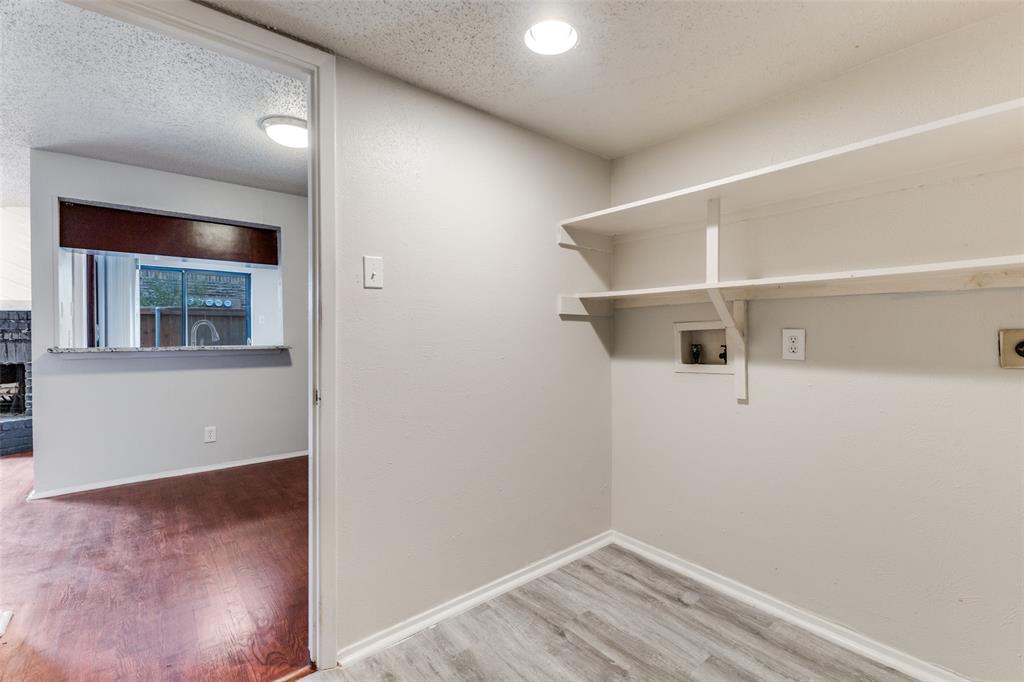 UNIVERSITY CROSSROADS I & II - Residential