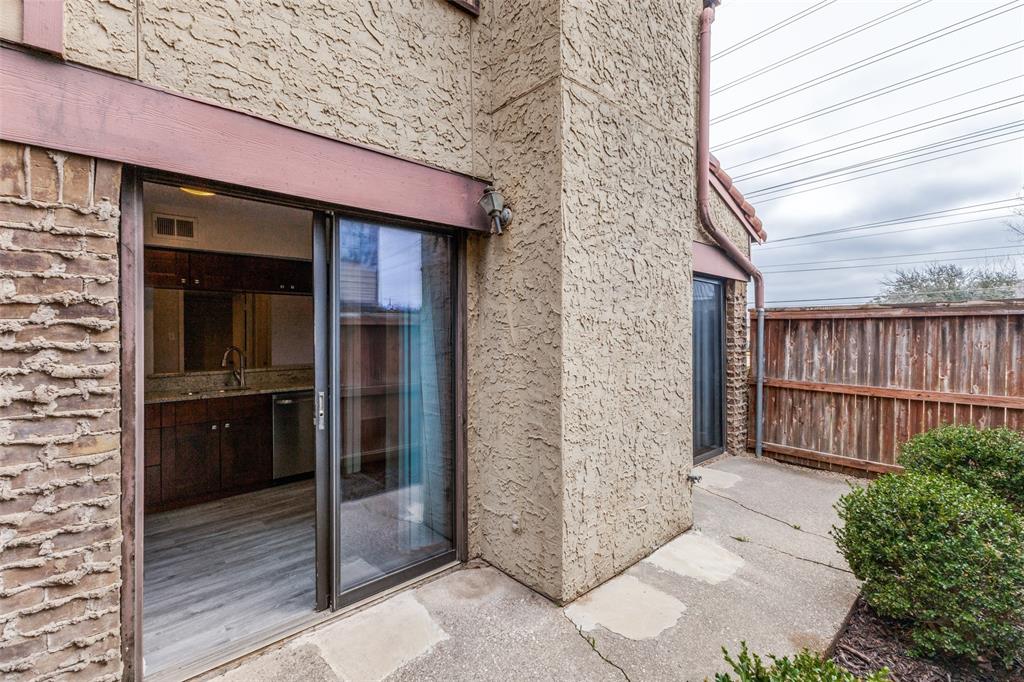 UNIVERSITY CROSSROADS I & II - Residential