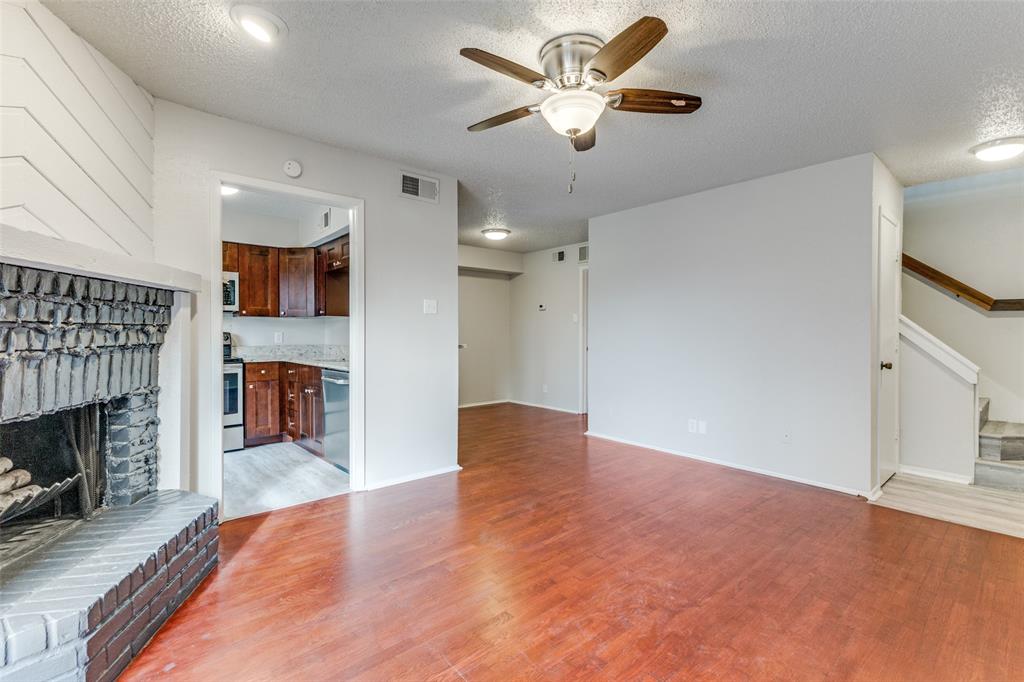 UNIVERSITY CROSSROADS I & II - Residential