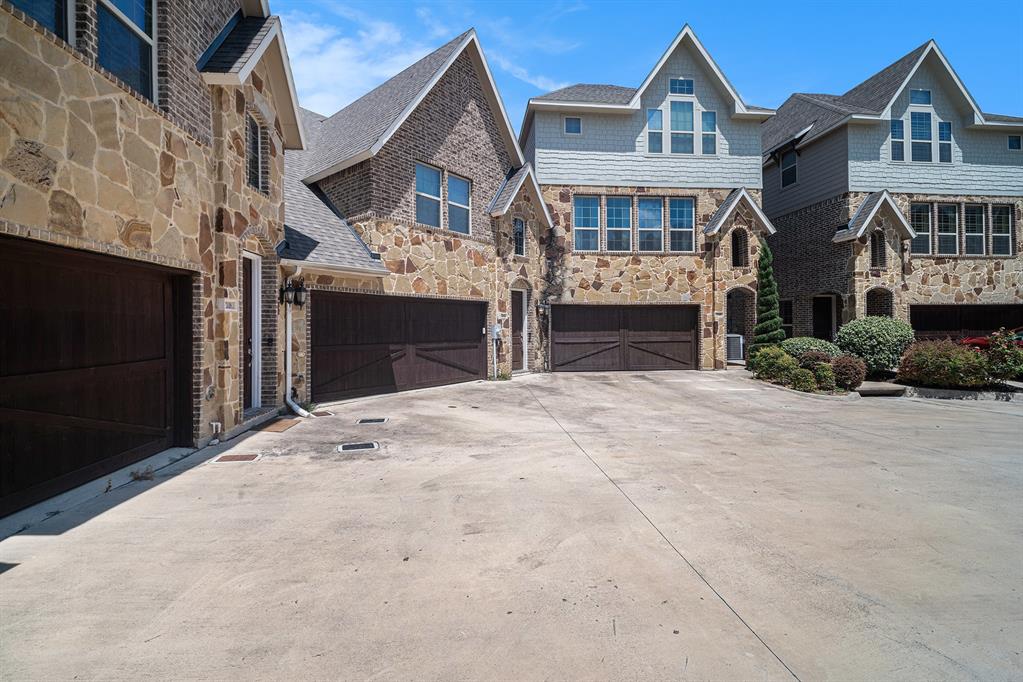 Bellaire Village - Residential