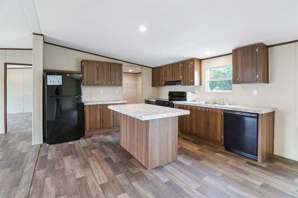 H.N. BEAKLEY ADDN COLEMAN - Residential