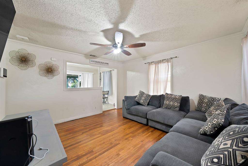 Taylor 02 - Residential