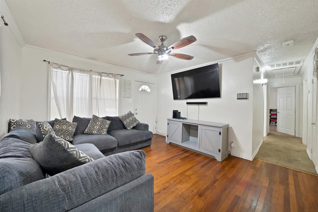 Taylor 02 - Residential