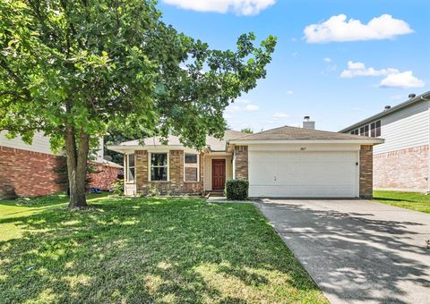 Photo of 2817 Briargrove Lane, McKinney, TX 75071 (MLS # 21341942)