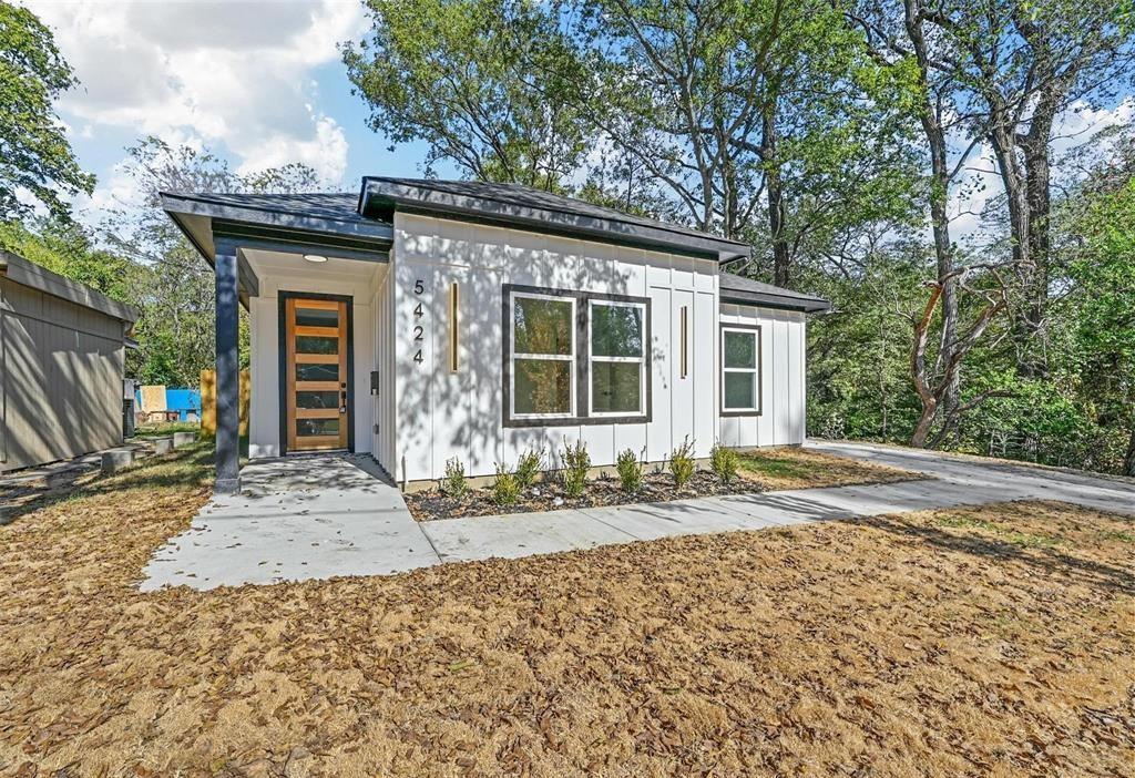 Sunny Acres - Residential Lease