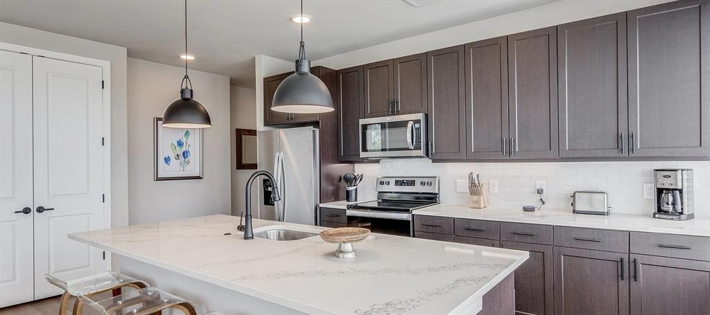 John Grigsby Abtract 495 - Residential Lease