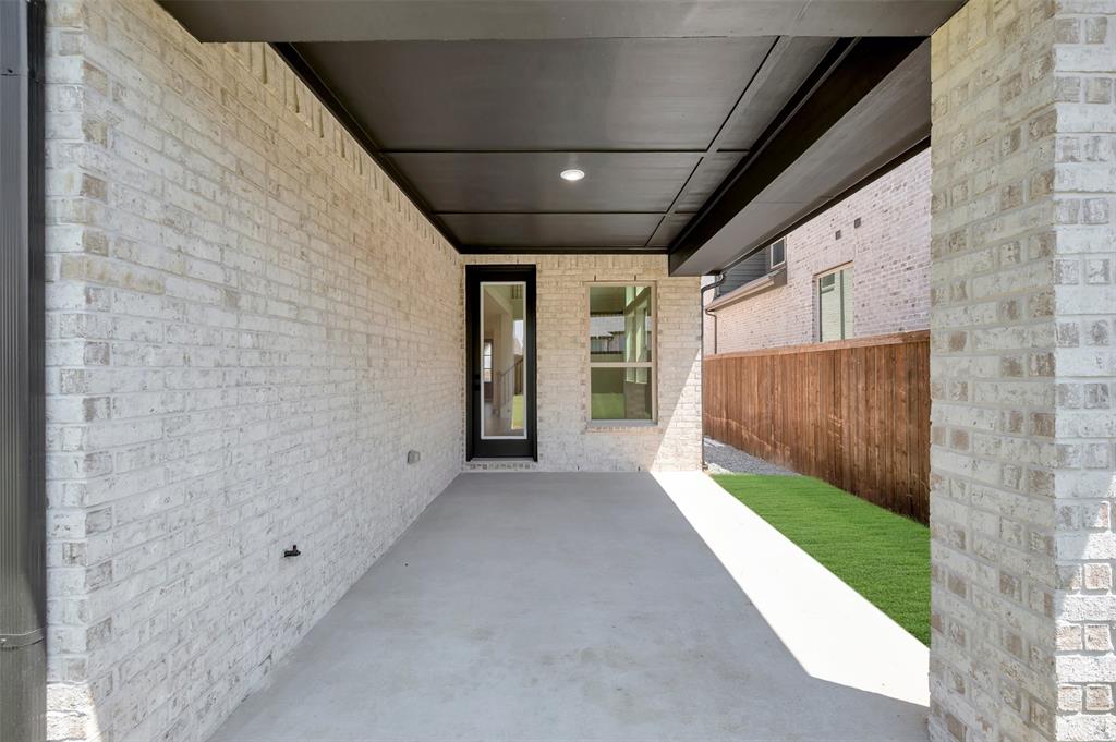 4209 Pond Cypress Street