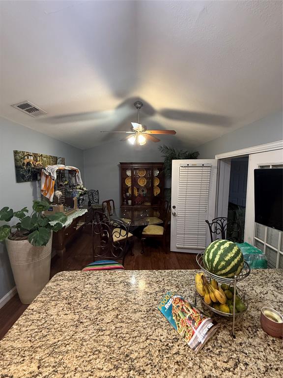 3424 Cardinal Lane