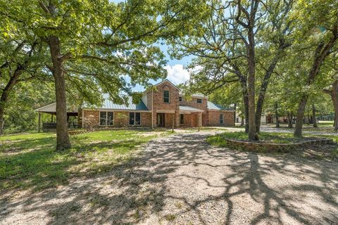 9712 County Road 2432 Terrell TX 75160