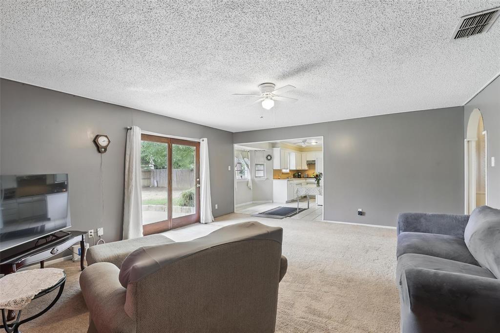 725 Meadowview Drive