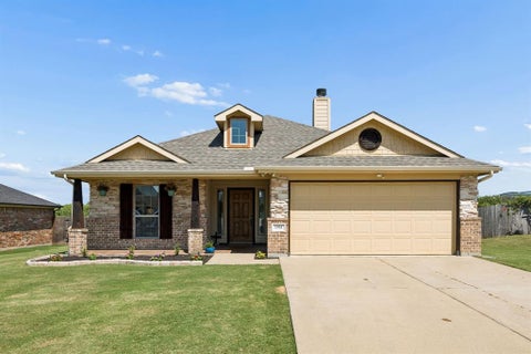Photo of 1901 Millbrook Drive, Midlothian, TX 76065 (MLS # 21331449)