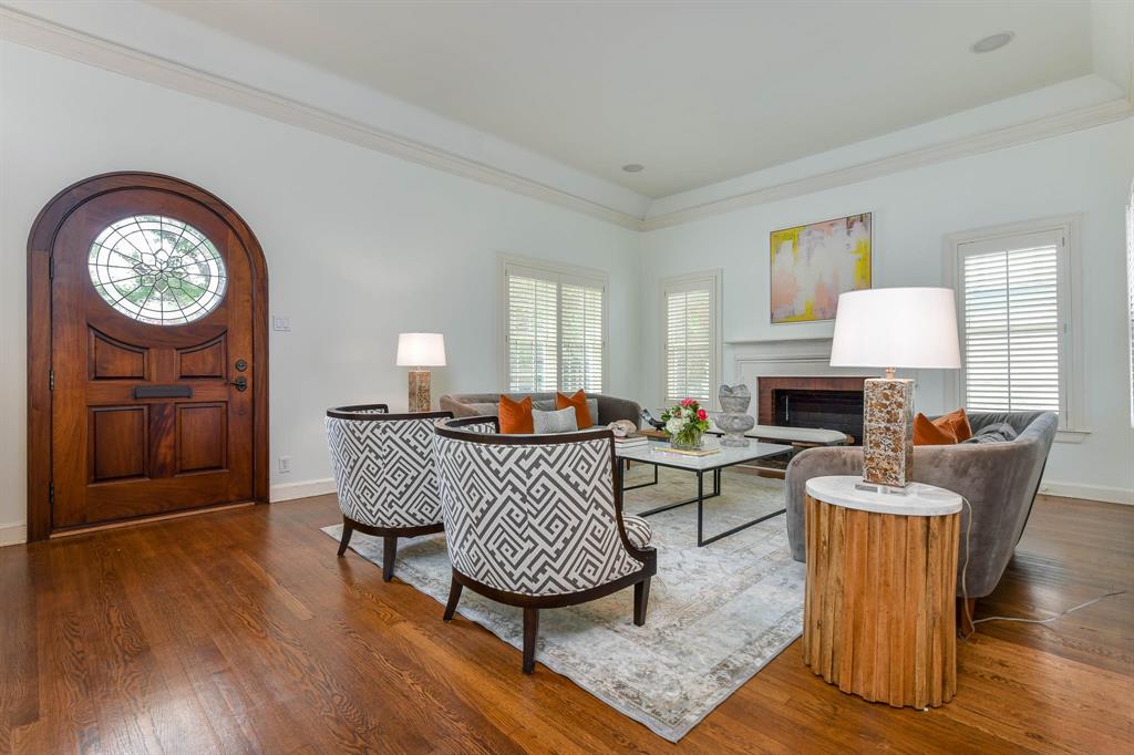 HIGHLAND PARK WEST 4TH INST - Residential