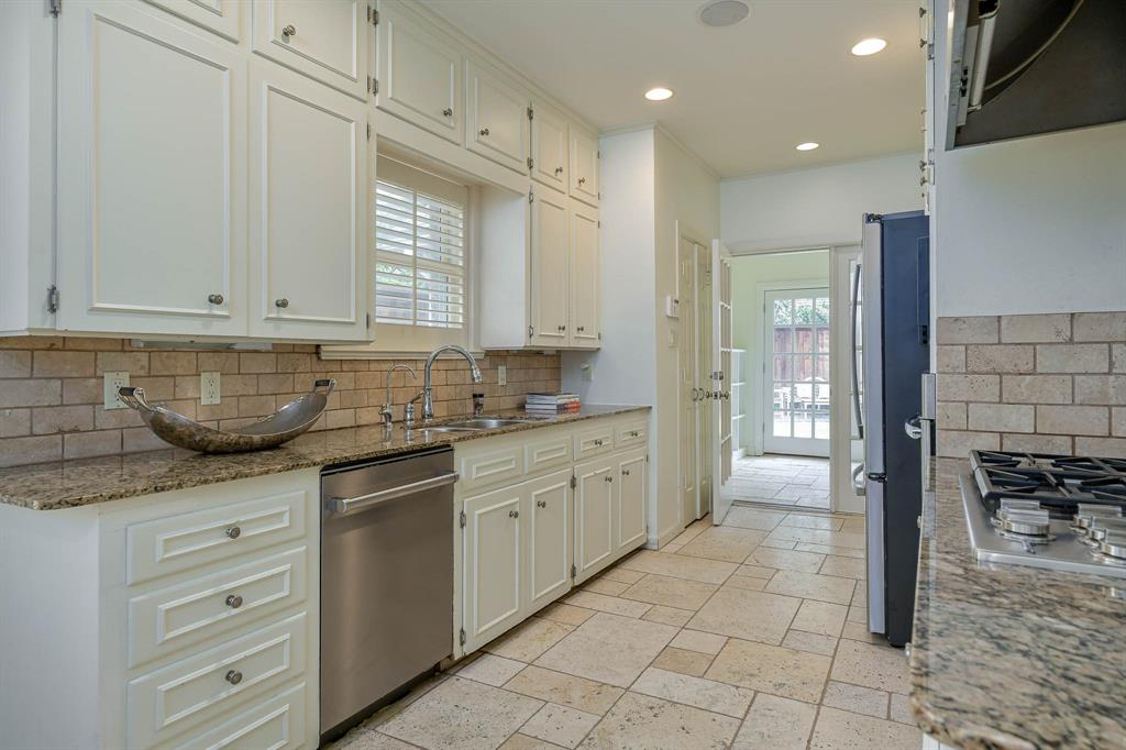 HIGHLAND PARK WEST 4TH INST - Residential