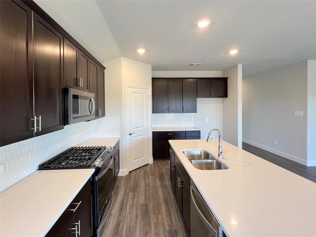 Simpson Crossing - Residential Lease