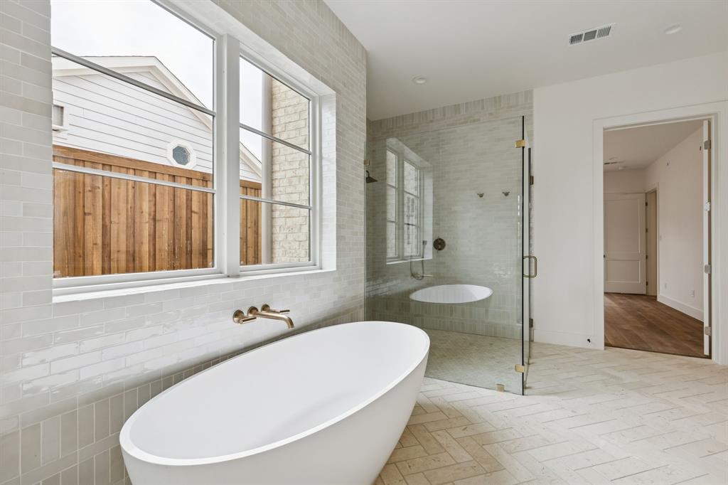 GASTON TERRACE - Residential