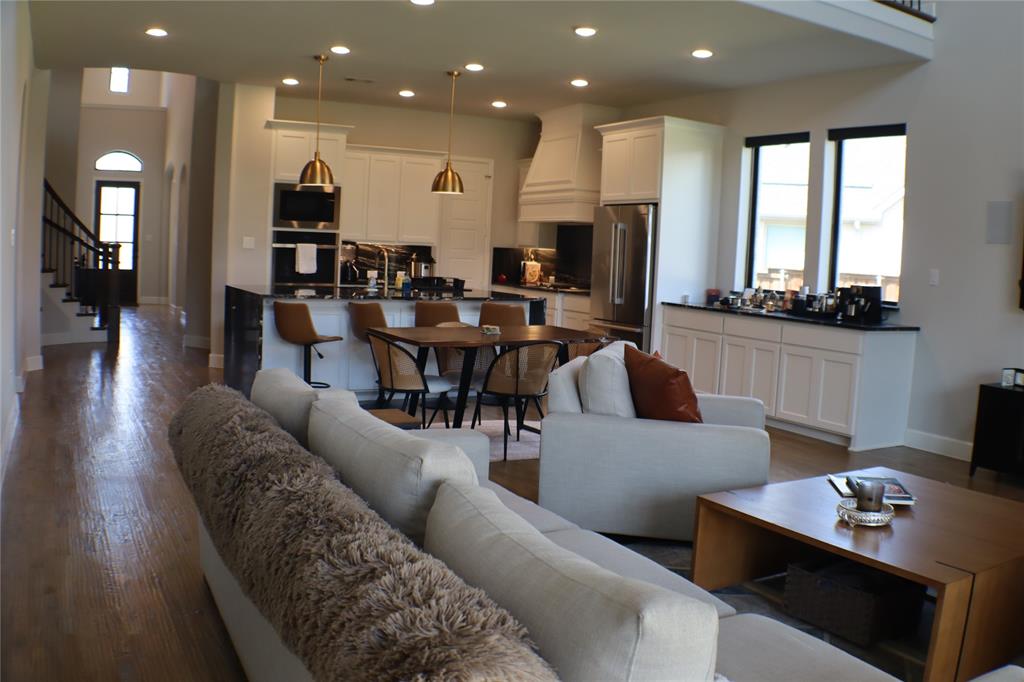 WESTBURY The Tribute Ph 4 - Residential Lease