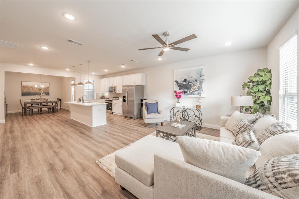 Lake Parc Village - Residential
