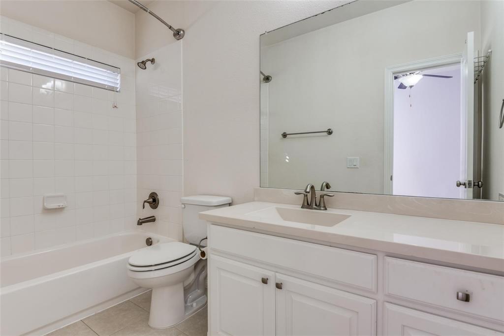 Crossing At Lawler Park Ph 3b The - Residential Lease