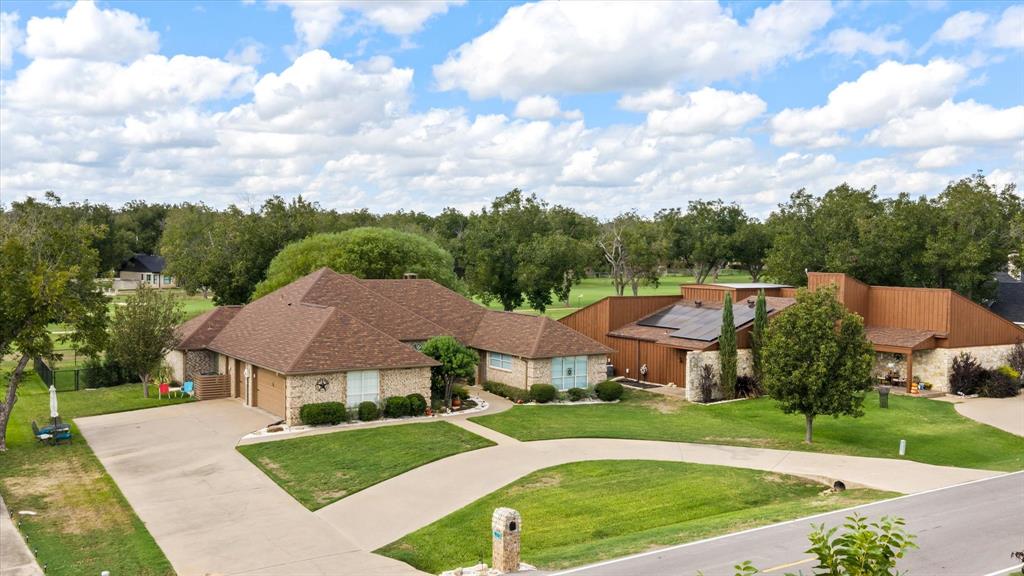 9004 Woodlawn Drive