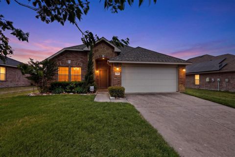 Photo of 313 Coneflower Drive, Fate, TX 75087 (MLS # 21243869)