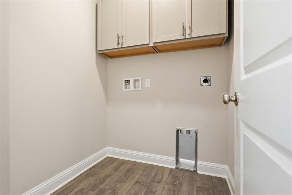 Tuscany Villas - Residential