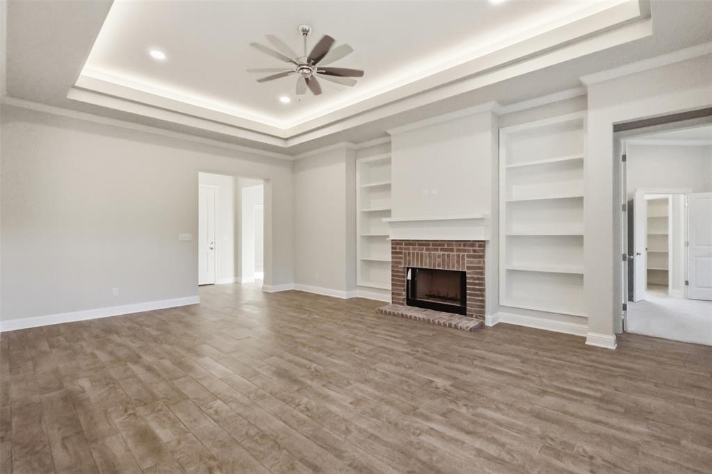 Tuscany Villas - Residential