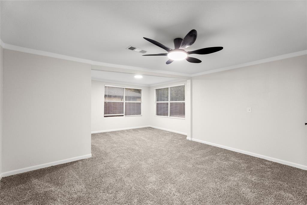 Country Club Manor - Residential