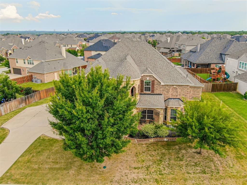4606 Waterford Glen Drive