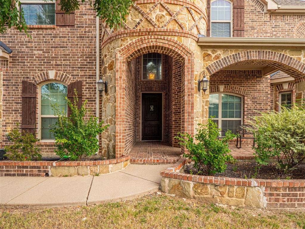 4606 Waterford Glen Drive