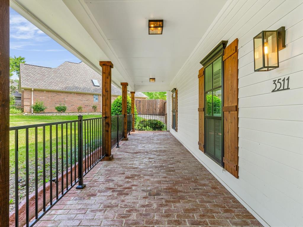 3511 Woodcrest Court