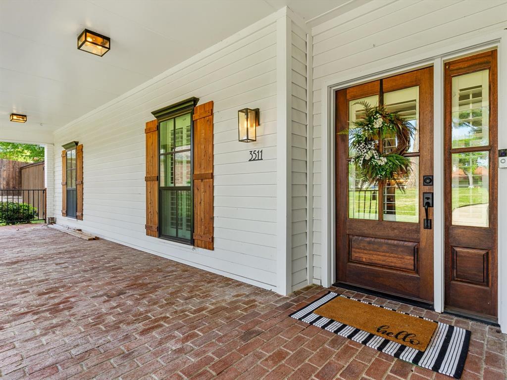 3511 Woodcrest Court