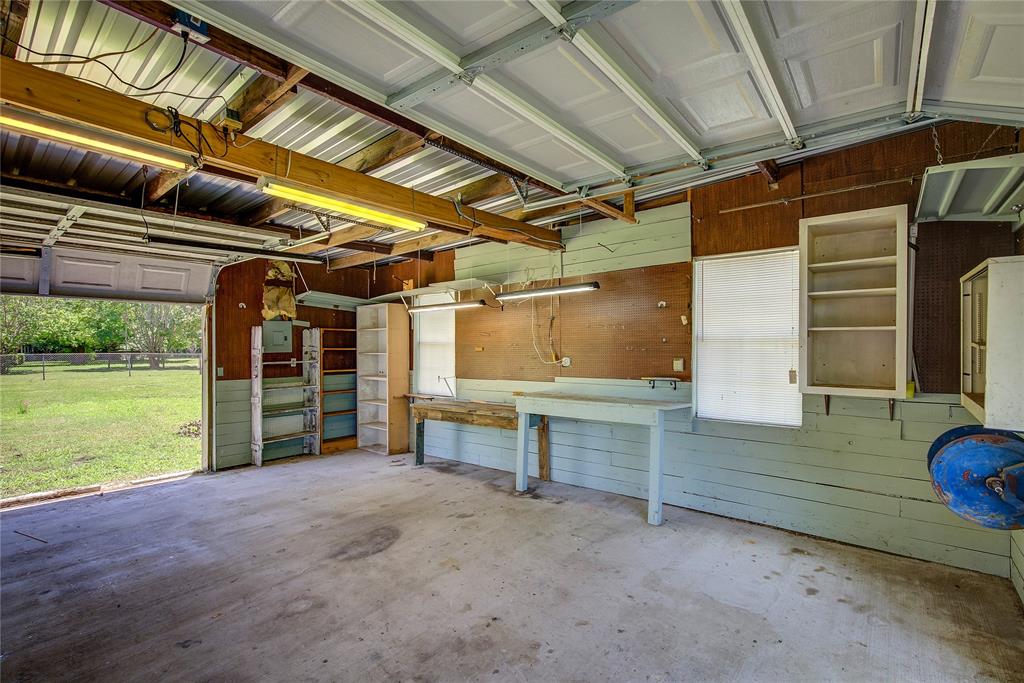 Whispering Oaks - Residential