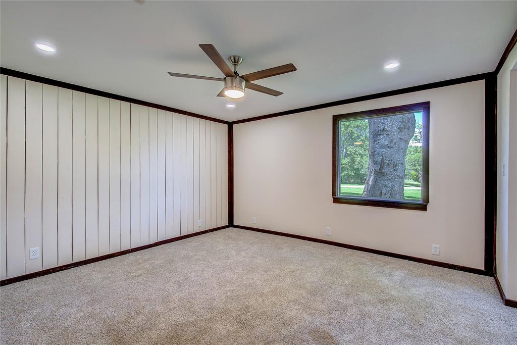 Whispering Oaks - Residential