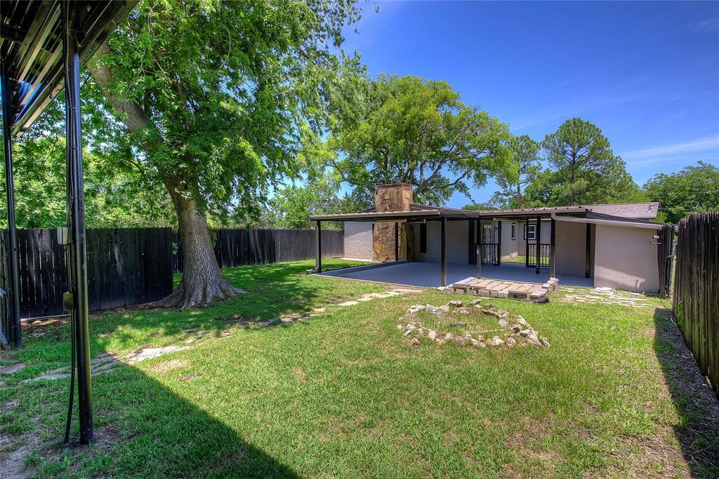 Whispering Oaks - Residential