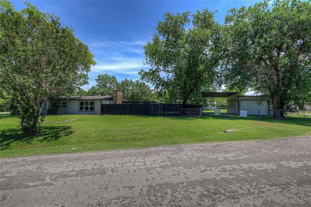 Whispering Oaks - Residential