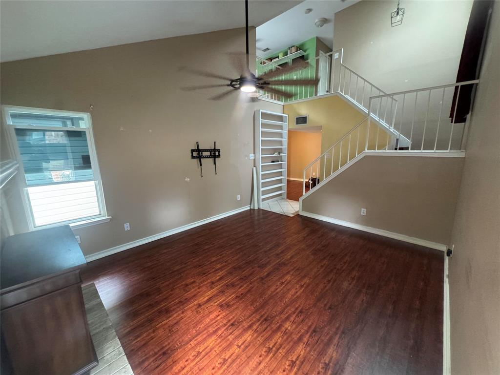 Huntington Village Add - Residential