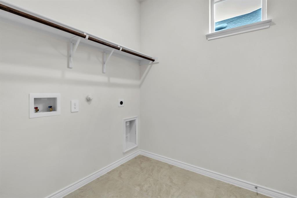 The Landing at Hidden Lakes - Residential