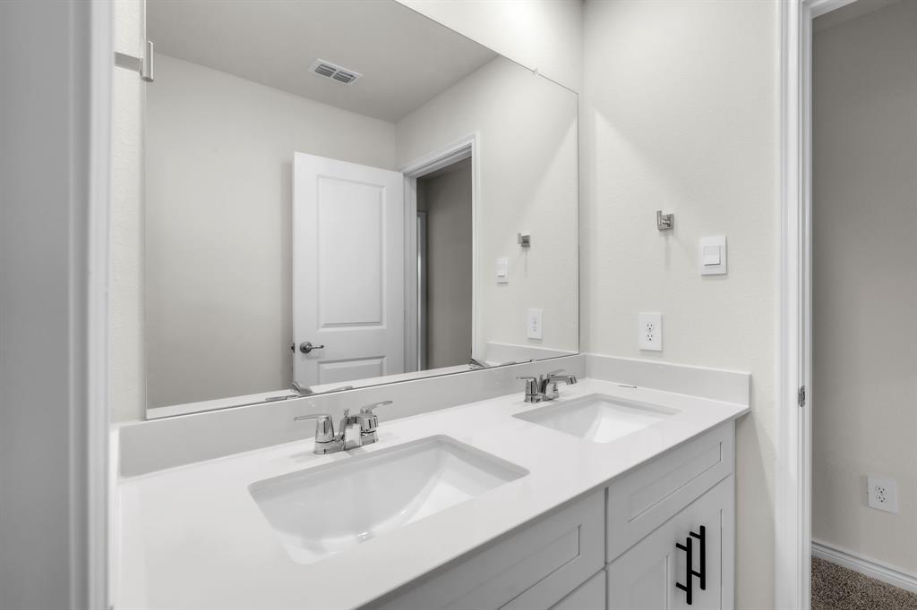 The Landing at Hidden Lakes - Residential