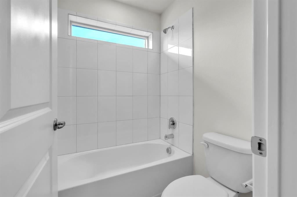 The Landing at Hidden Lakes - Residential