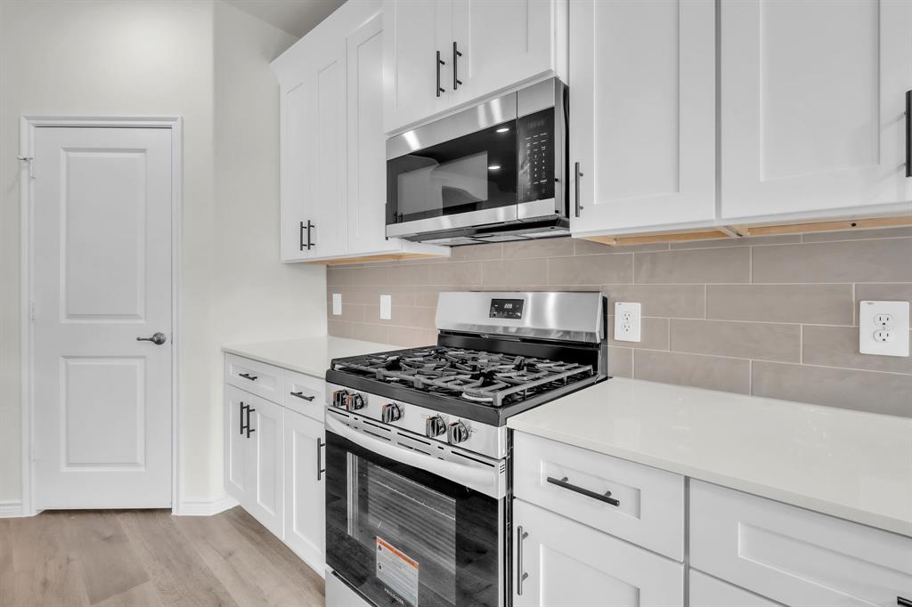 The Landing at Hidden Lakes - Residential