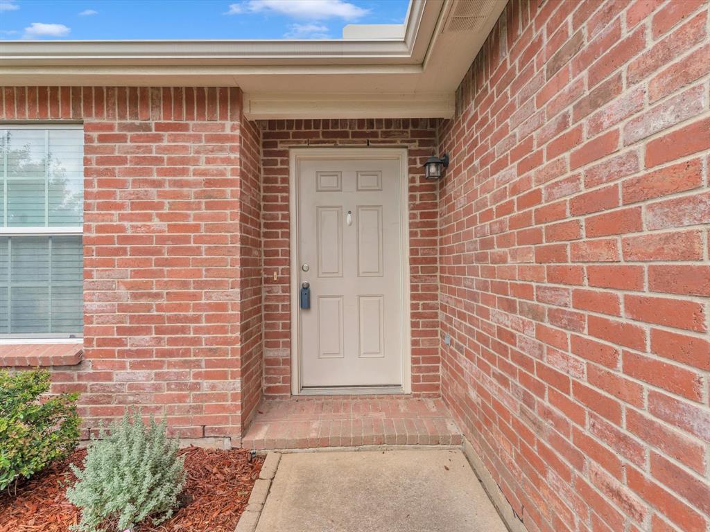 16444 Cowboy Trail