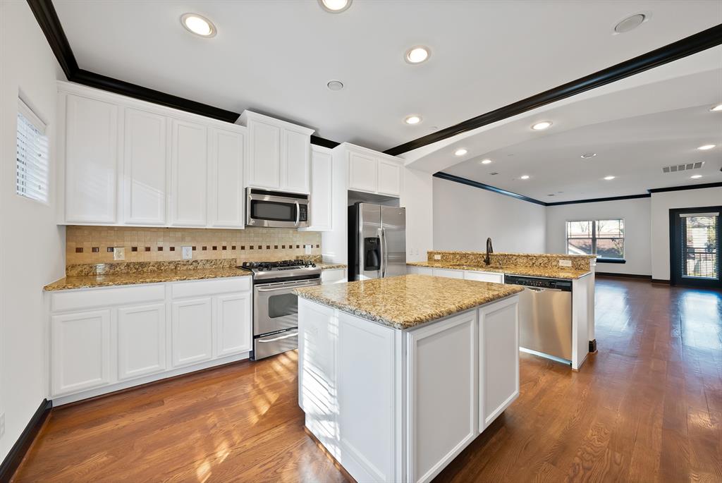 Matilda Condo - Residential