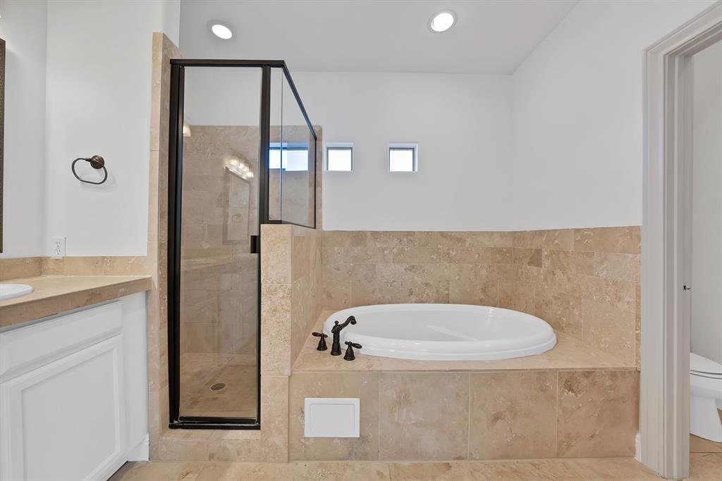 Matilda Condo - Residential