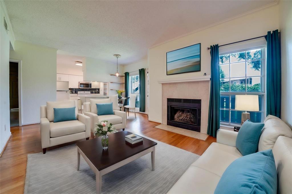 1700 Amelia Court 613