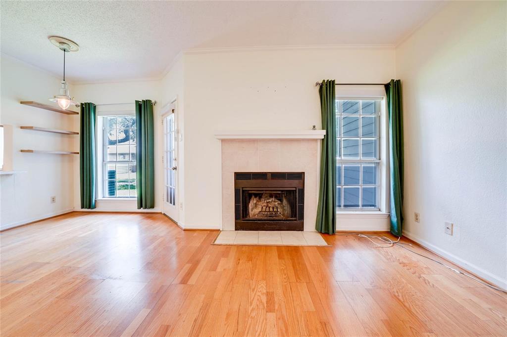 1700 Amelia Court 613