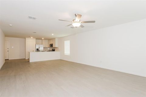 Photo of 1316 Amapola Drive, Haslet, TX 76052 (MLS # 21243643)