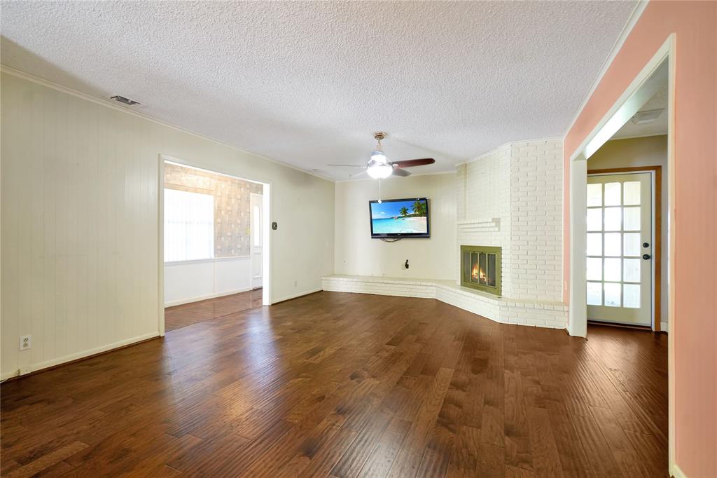 1114 Brookshire Drive